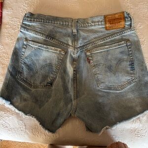 Levi’s 501 cut off shorts